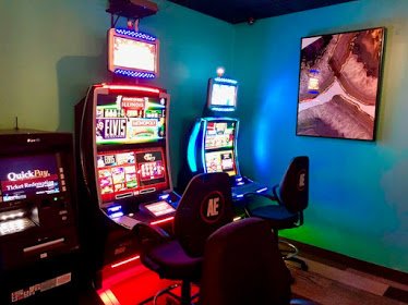 Baby Vegas Cafe Hoffman Estates & Schaumburg Area- Slots & Video Poker