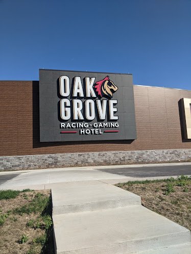 Oak Grove Racing, Gaming & Hotel