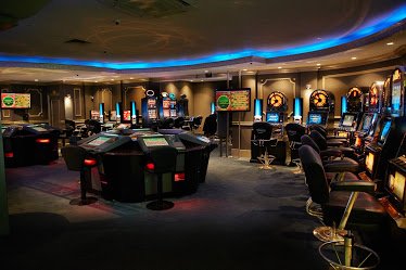 Versailles Casino