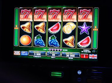 MaxBet