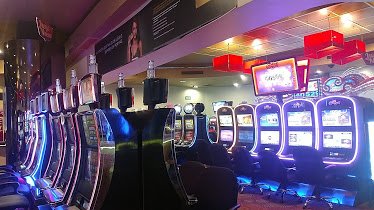 Casino Life Plaza Q