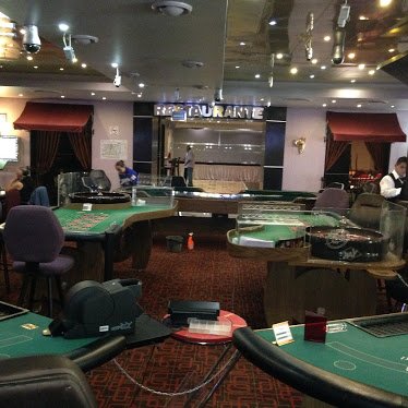 Yak Santa Fe Mall