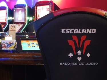 Salón de Juego Calderón 41