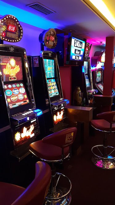 Mediterráneo Sports Bar and Slots Cullera