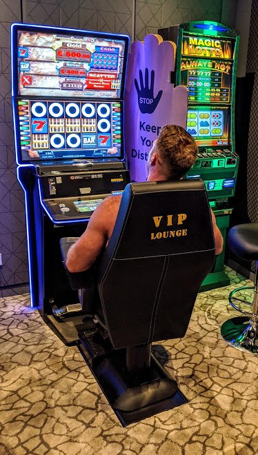 Royal Casino Slots
